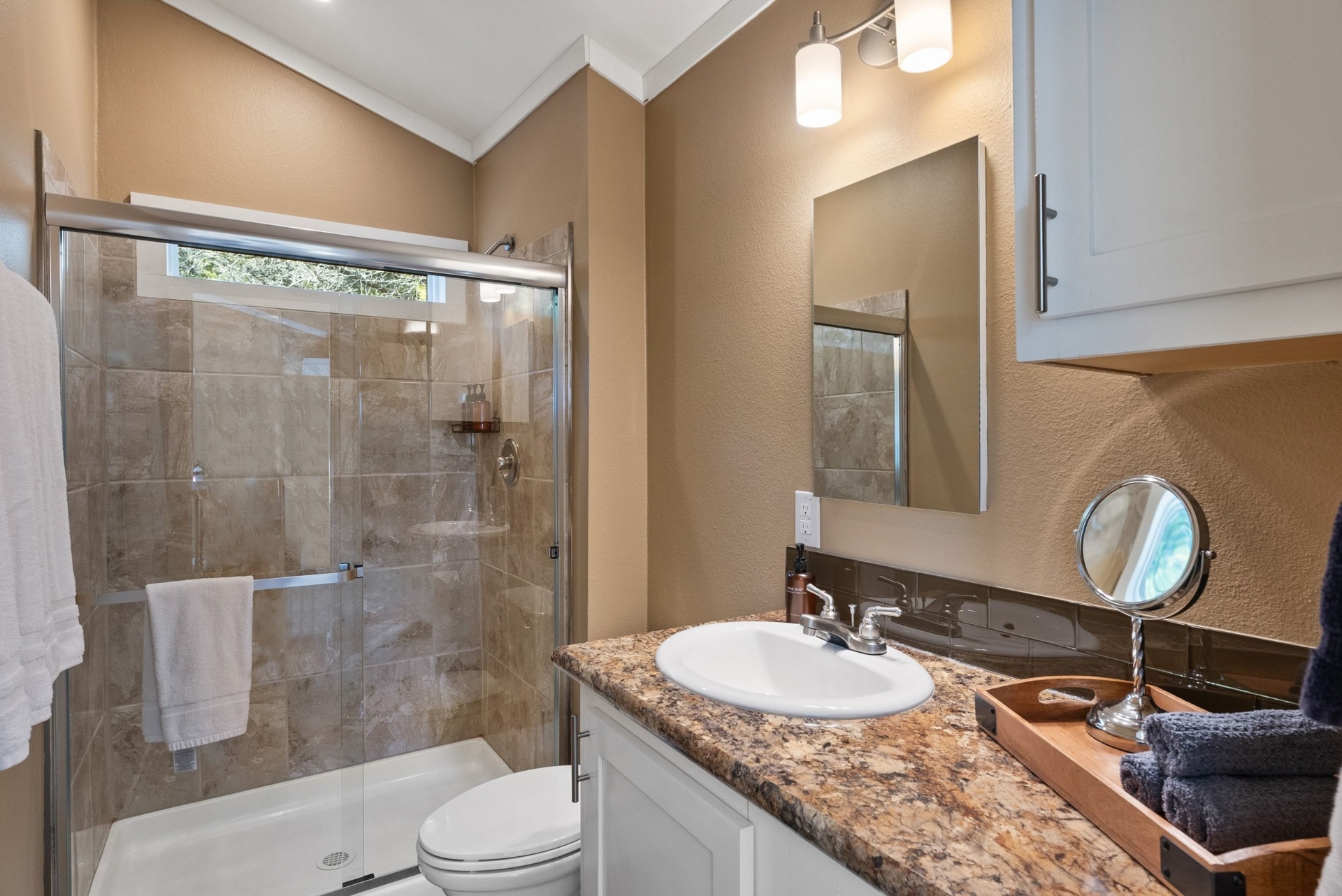 Guest House Bath Vanity