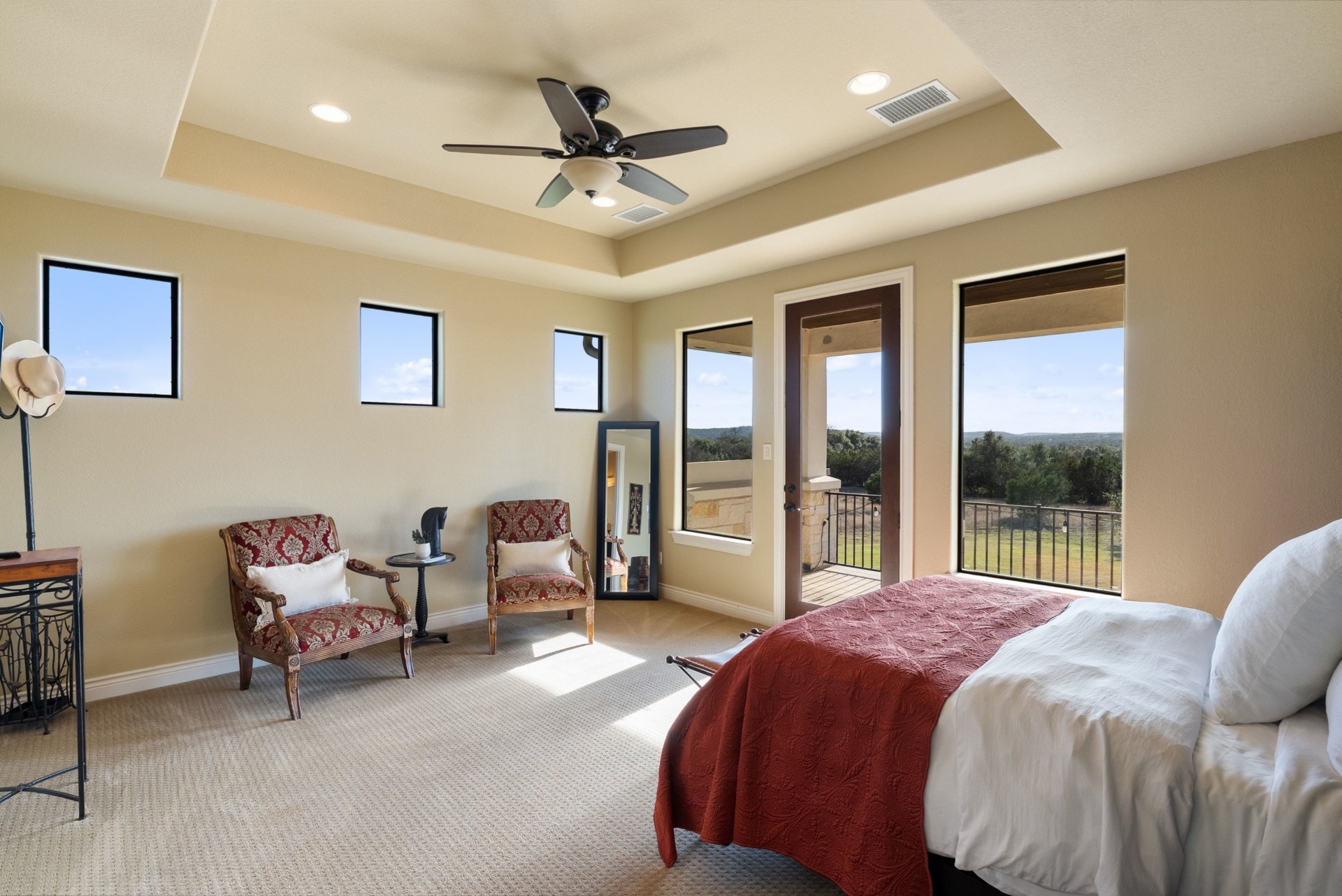 Upper Bedroom Hill Country Views
