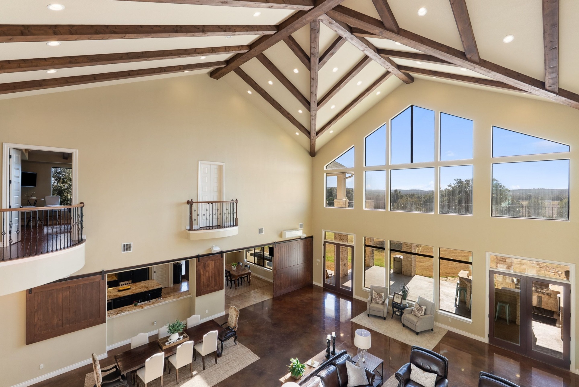 Upper-Level Living Overlook